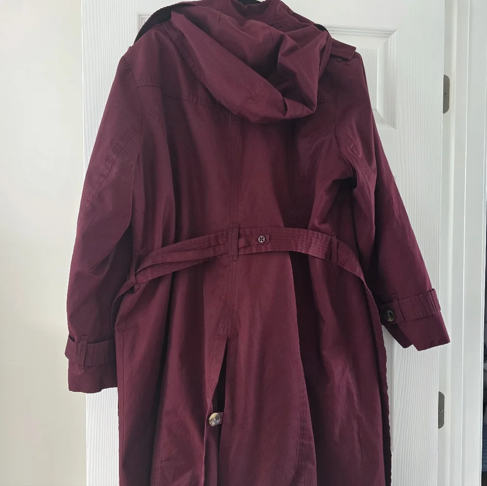 Women's Burgundy Trench Coat - Picture 4 of 6